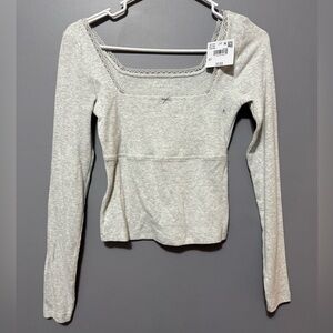American Eagle Long Sleeve Top